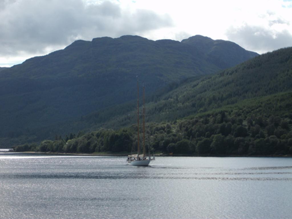 Ben Arthur'S Bothy Luxury Flat Arrochar Kamer foto